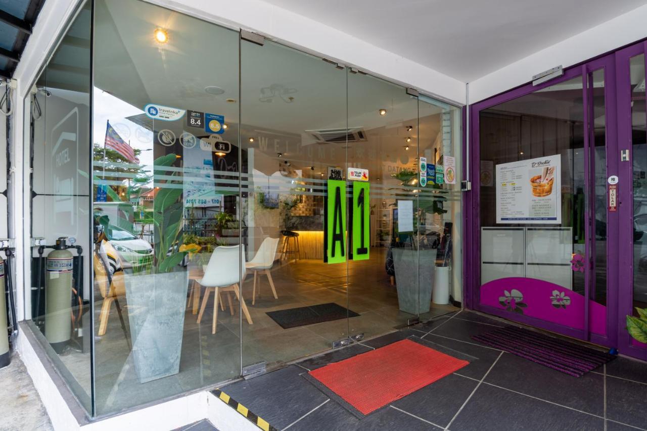 Apple Hotel Times Square George Town Exterior photo